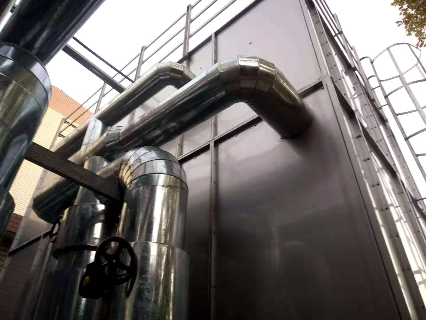 蒸汽<a href=http://www.njmbwj.cn/e/tags/?tagname=%E9%98%80%E9%97%A8%E4%BF%9D%E6%B8%A9%E8%A1%A3 target=_blank class=infotextkey><a href=http://www.njmbwj.cn/e/tags/?tagname=%E9%98%80%E9%97%A8%E4%BF%9D%E6%B8%A9 target=_blank class=infotextkey>閥門保溫</a>衣</a>